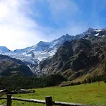 Nicoletta 아파트 Saas Fee